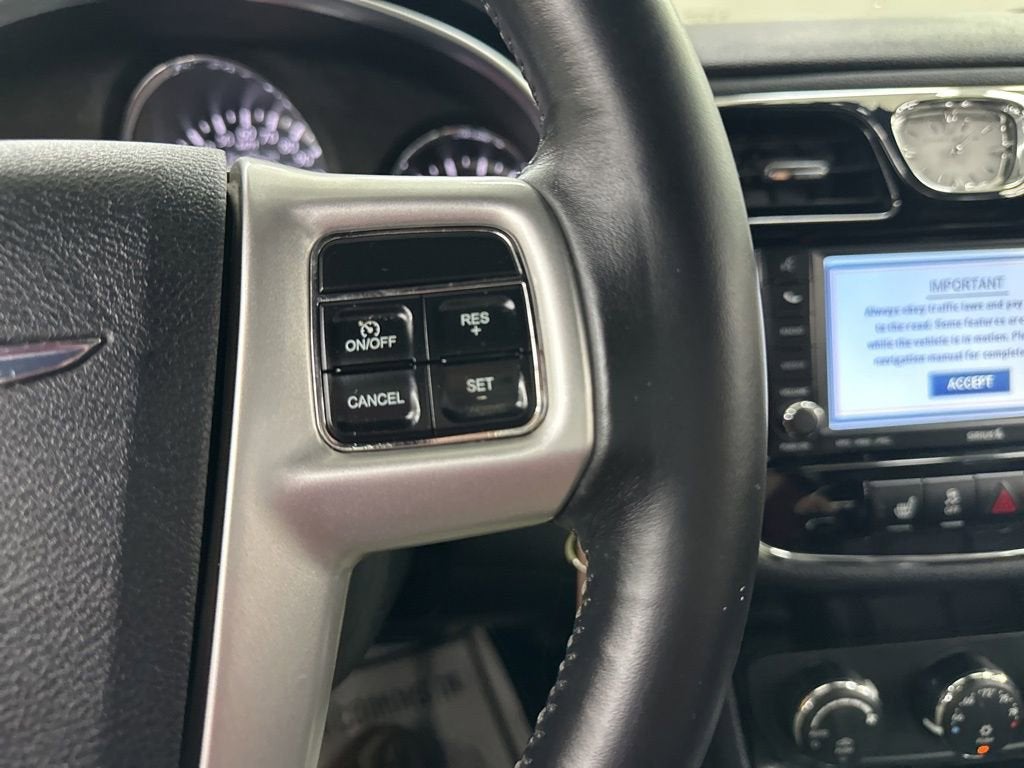 2011 Chrysler 200 Limited