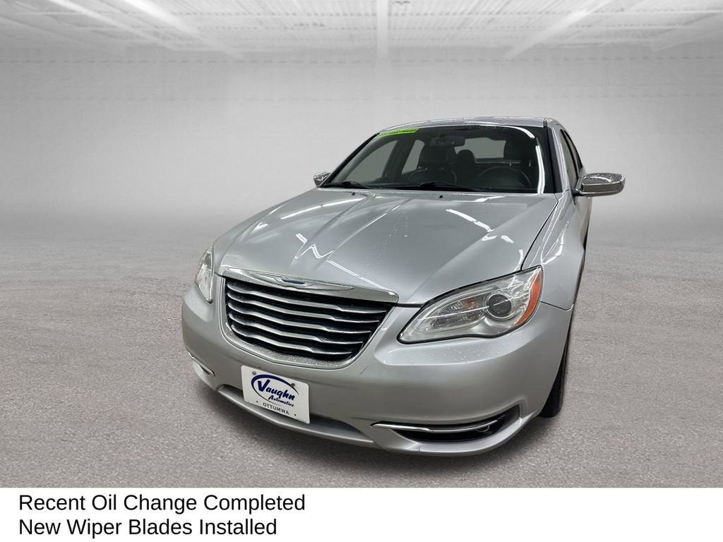 2011 Chrysler 200 Limited