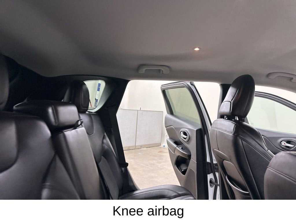 2021 Jeep Cherokee Altitude