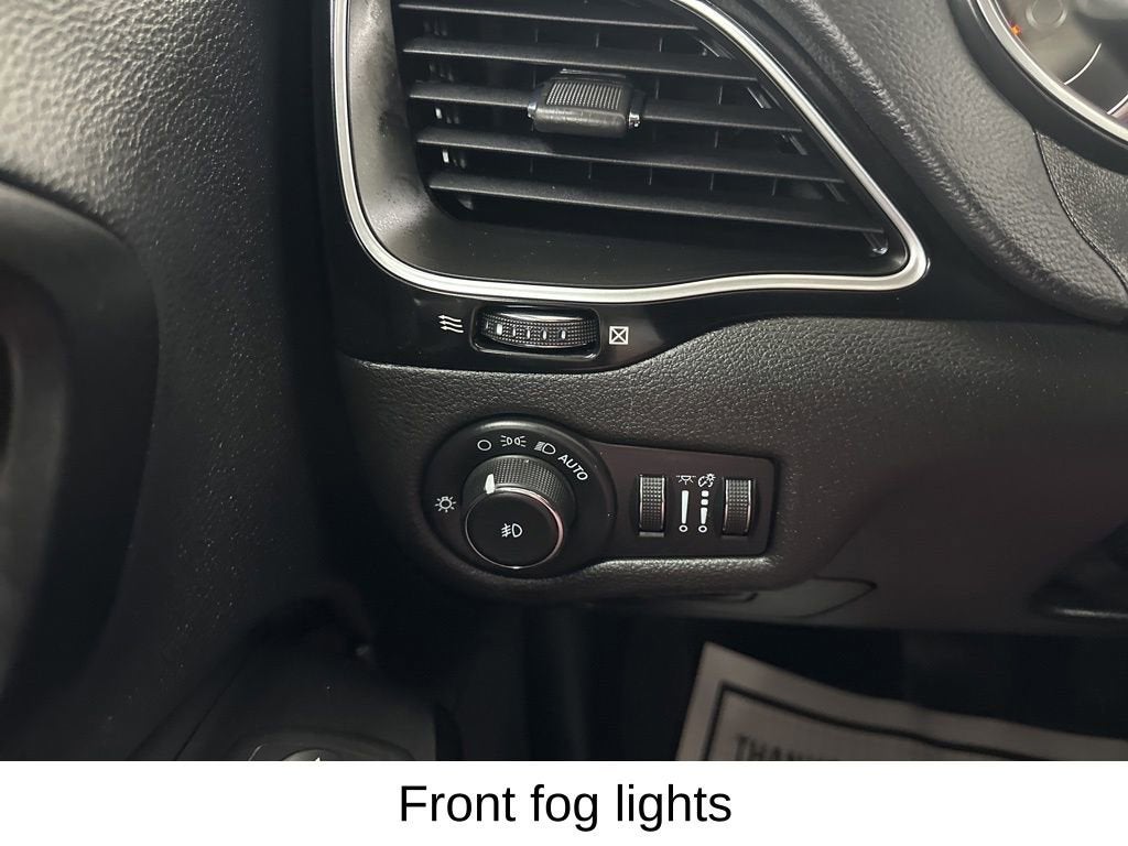 2021 Jeep Cherokee Altitude