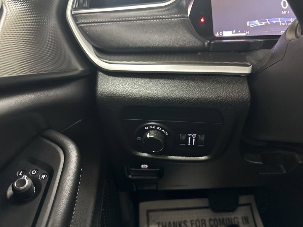 2024 Jeep Grand Cherokee L Altitude