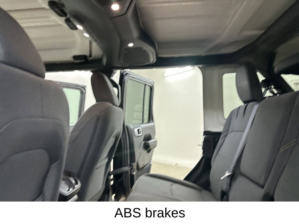 2025 Jeep Wrangler 4xe Willys