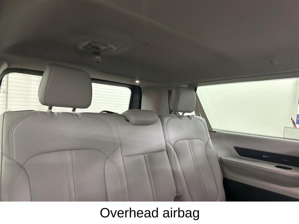 2024 Jeep Wagoneer L Base