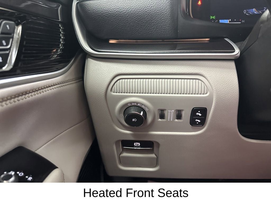 2024 Jeep Wagoneer L Base