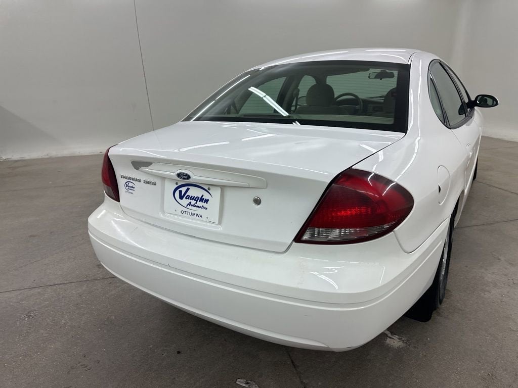 2004 Ford Taurus SES