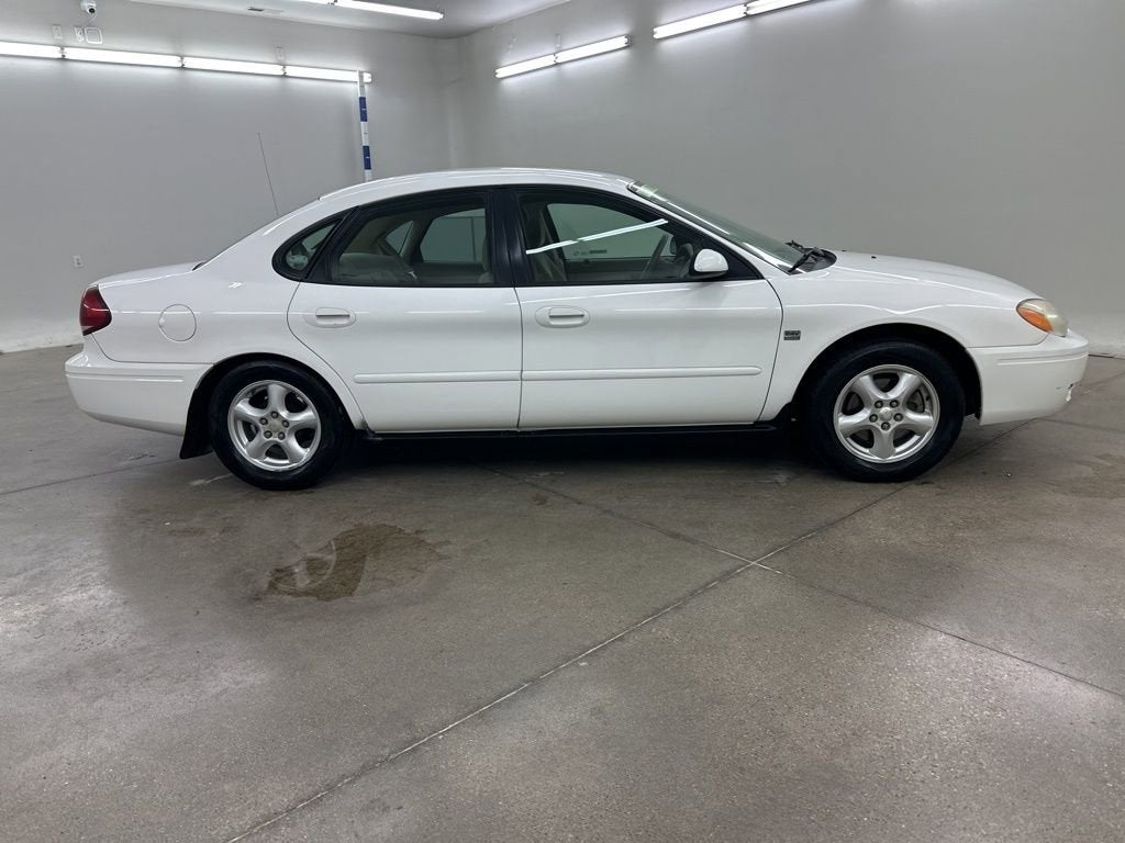 2004 Ford Taurus SES