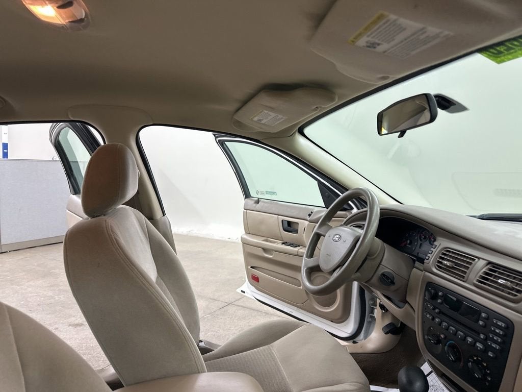 2004 Ford Taurus SES