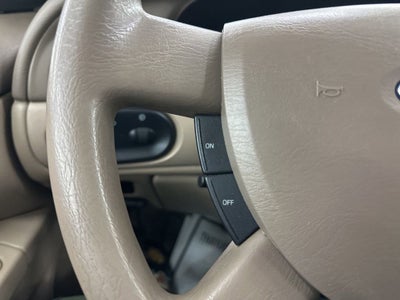 2004 Ford Taurus SES