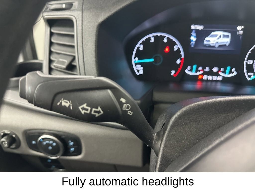 2024 Ford Transit Passenger Wagon XL