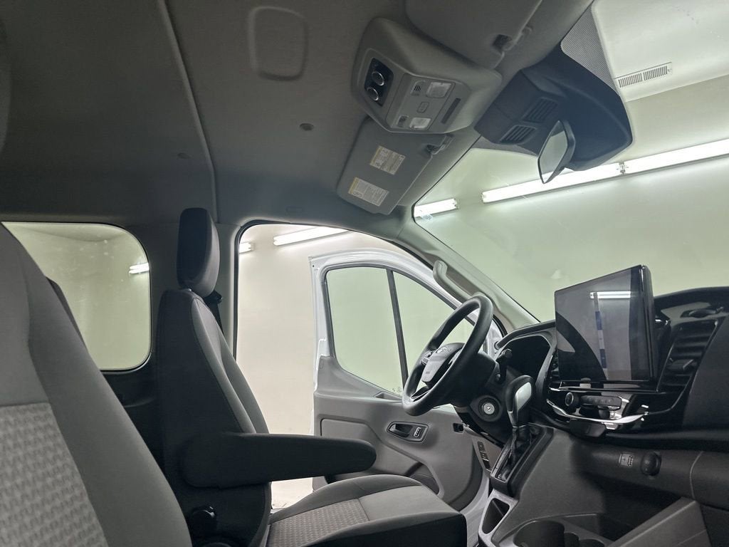 2023 Ford Transit Passenger Wagon XL