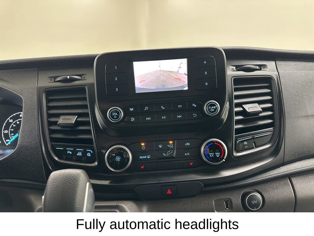 2021 Ford Transit Passenger Wagon XL