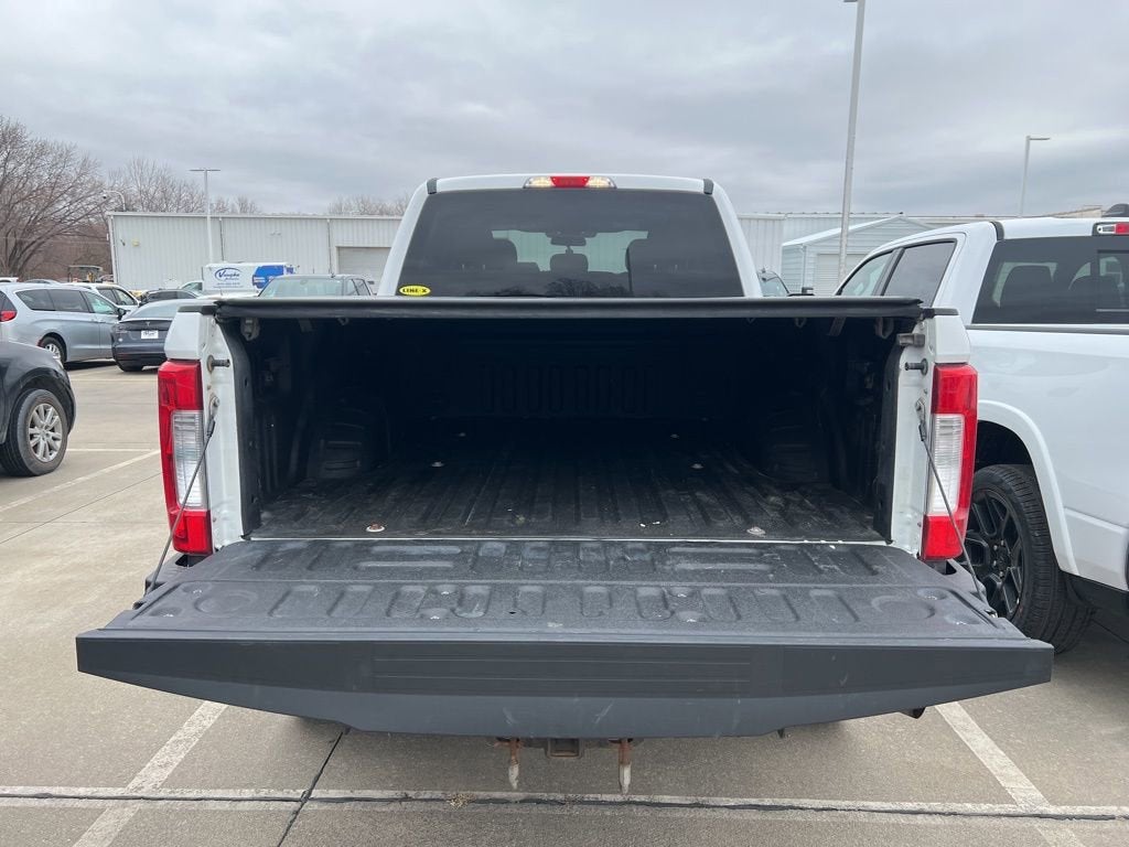 2017 Ford Super Duty F-250 SRW Lariat