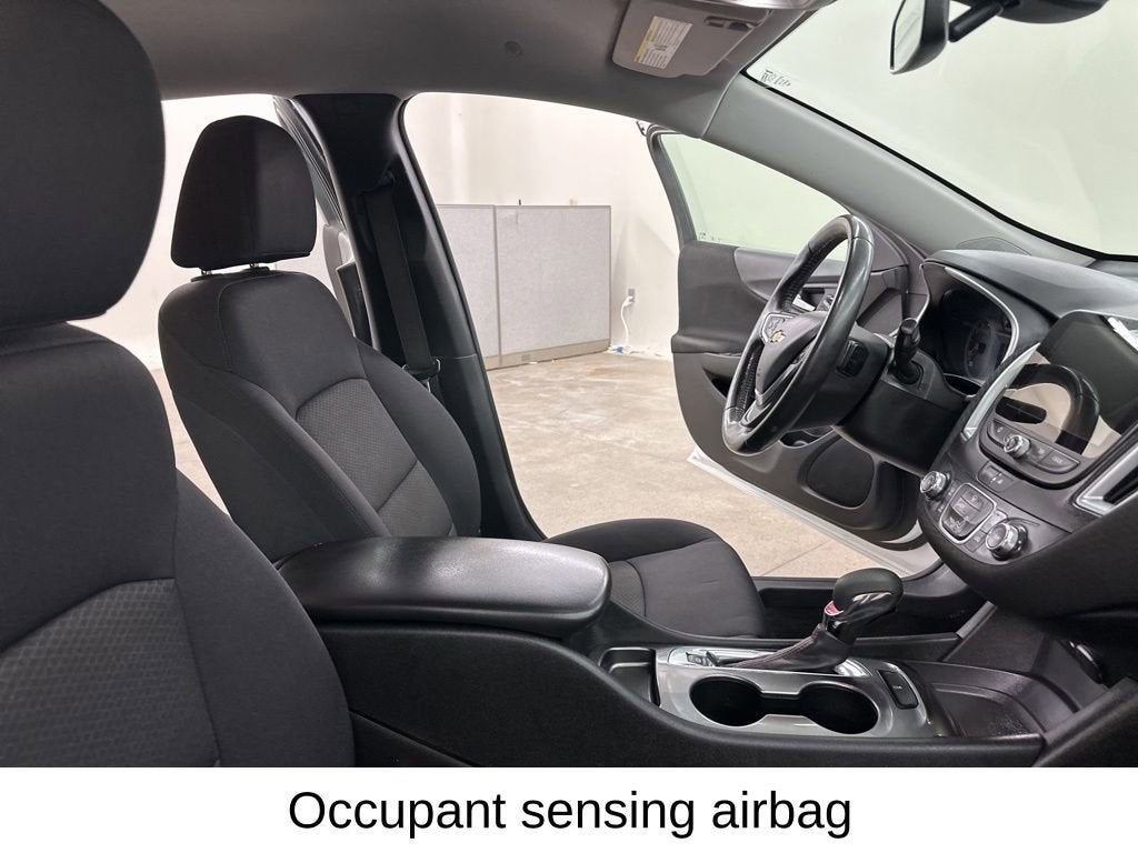 2022 Chevrolet Malibu RS