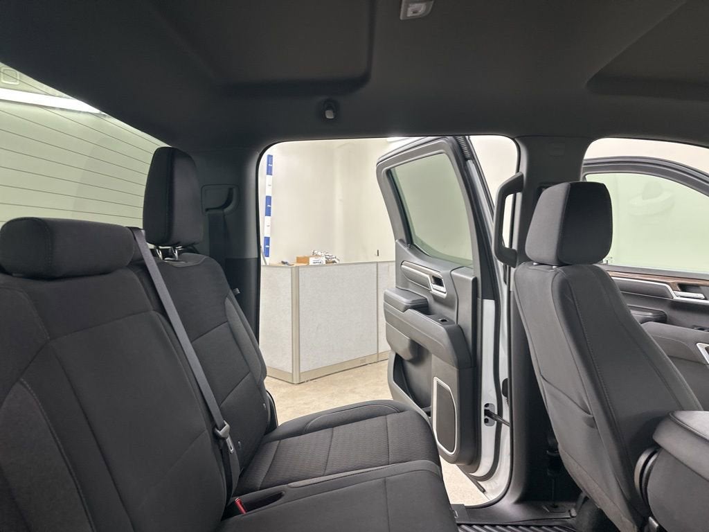 2022 Chevrolet Silverado 1500 LT (2FL)