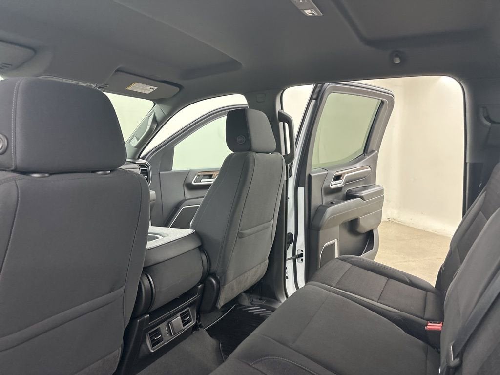 2022 Chevrolet Silverado 1500 LT (2FL)