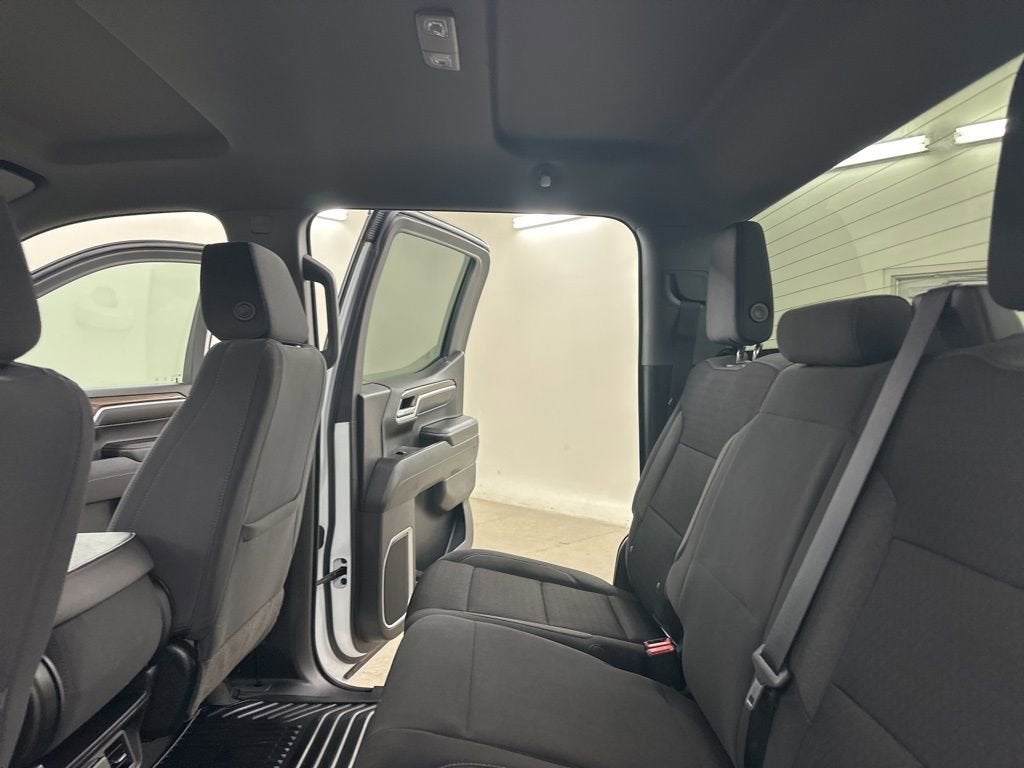 2022 Chevrolet Silverado 1500 LT (2FL)