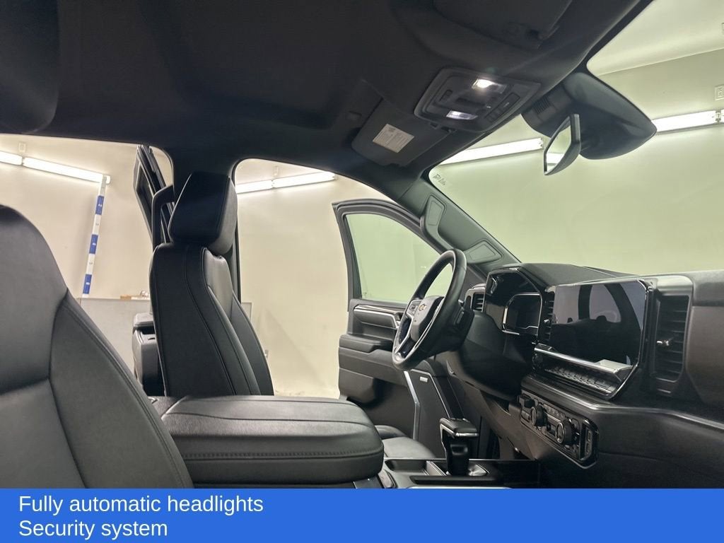 2025 Chevrolet Silverado 1500 LTZ