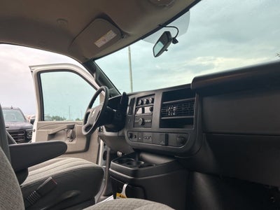 2025 Chevrolet Express Cargo 2500 WT