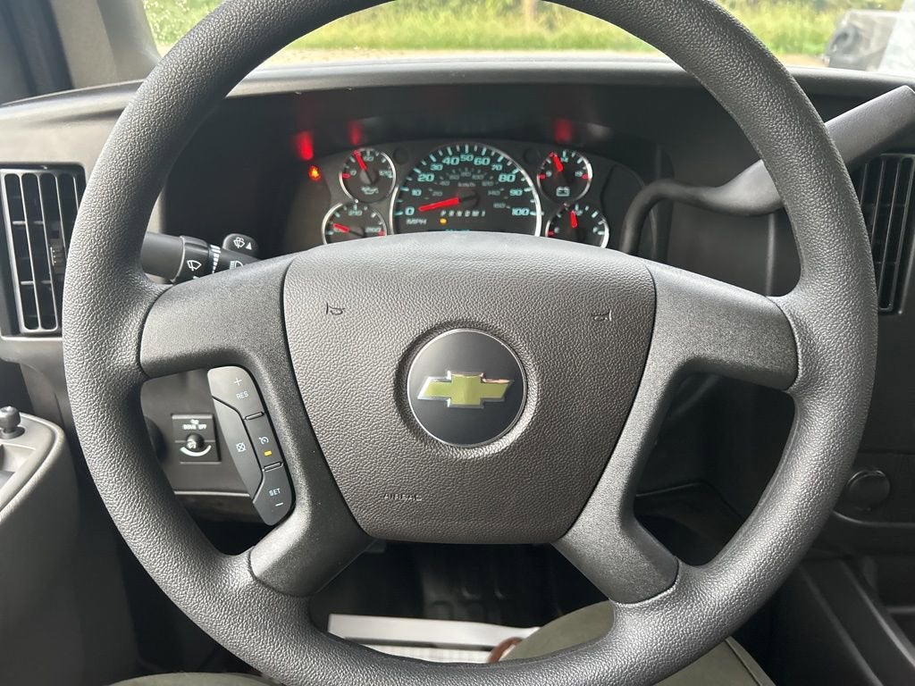 2025 Chevrolet Express Cargo 2500 WT