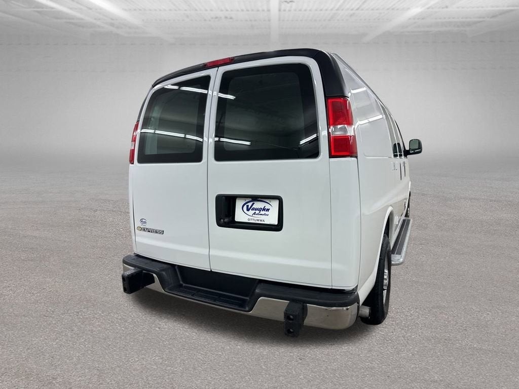 2024 Chevrolet Express Cargo 2500 WT