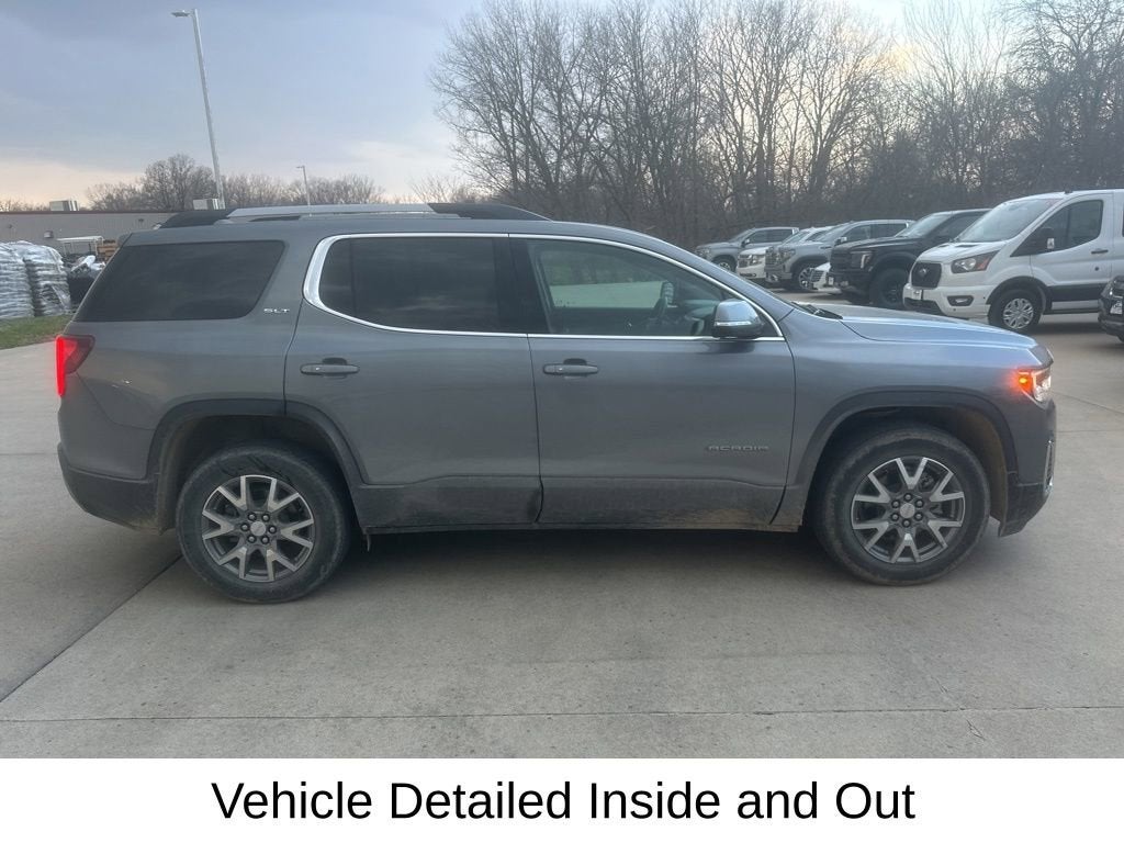 2021 GMC Acadia SLT