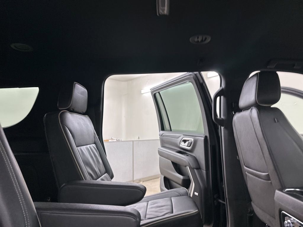 2024 GMC Yukon XL SLT