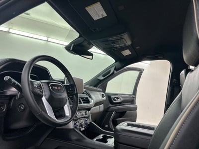 2024 GMC Yukon XL SLT