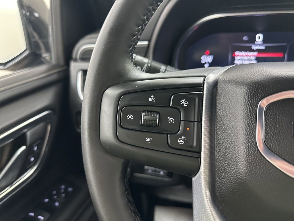 2024 GMC Yukon XL SLT