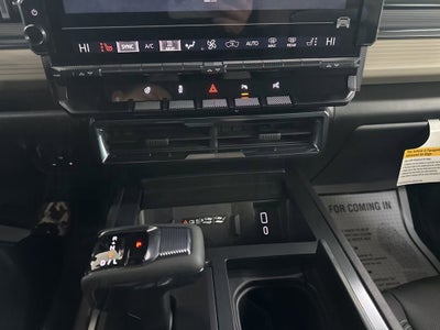 2026 GMC HUMMER EV SUV 2X