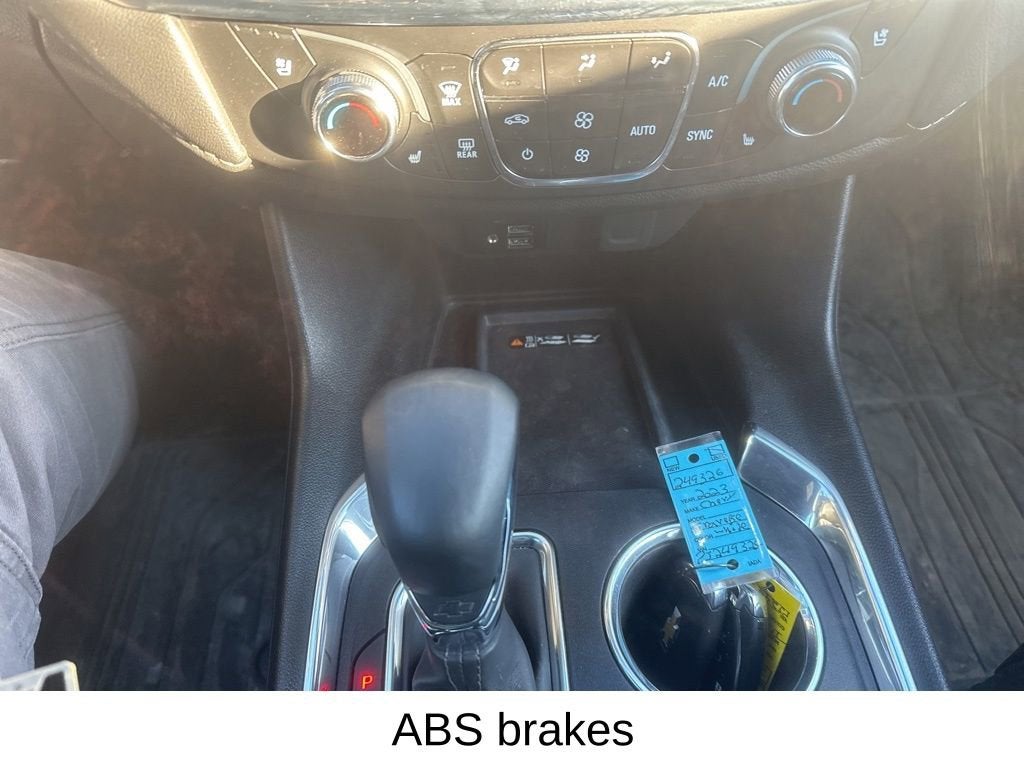 2023 Chevrolet Traverse Premier