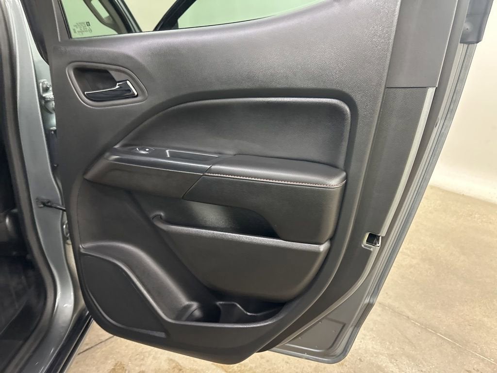 2022 GMC Canyon AT4 - Leather