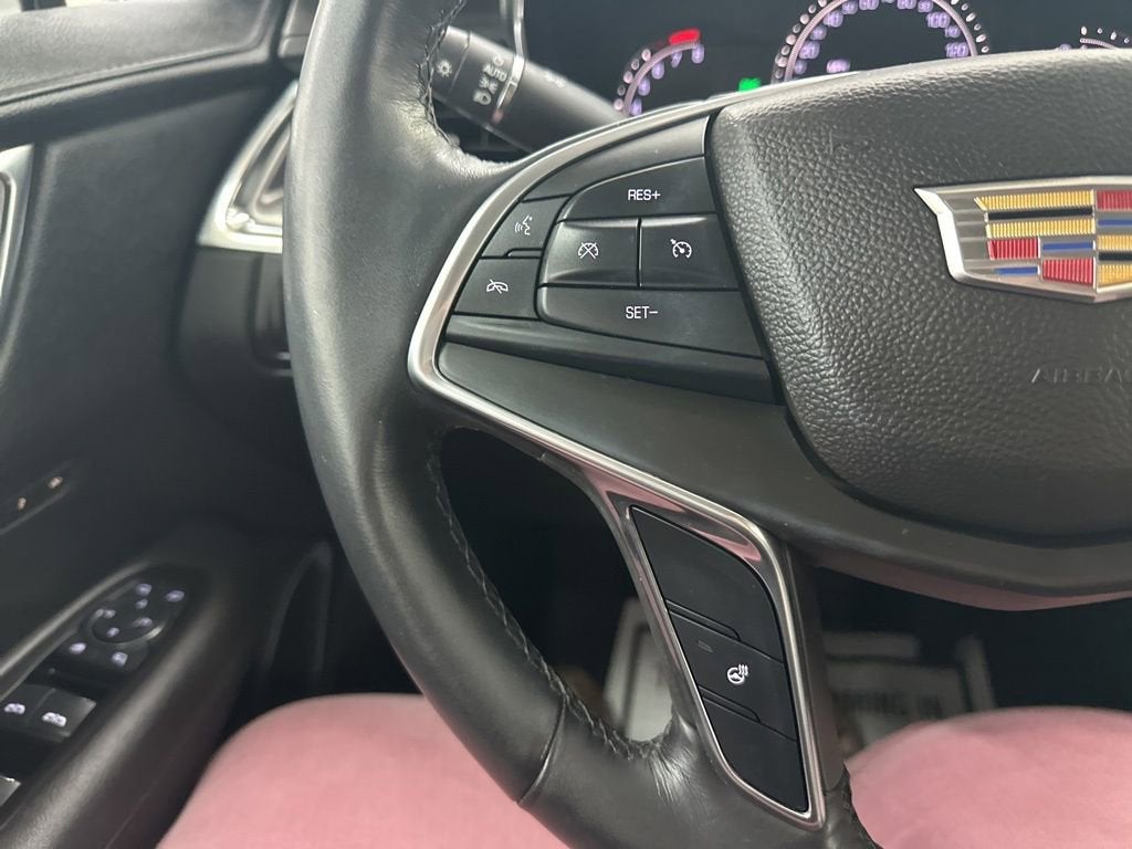 2017 Cadillac XT5 Luxury FWD