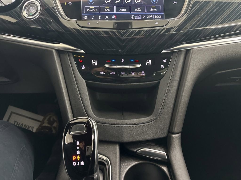 2025 Cadillac XT6 Premium Luxury
