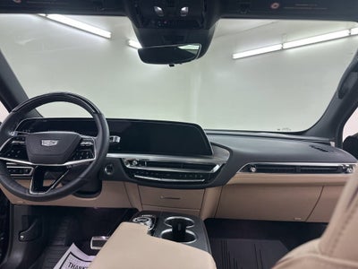 2025 Cadillac LYRIQ Luxury 3