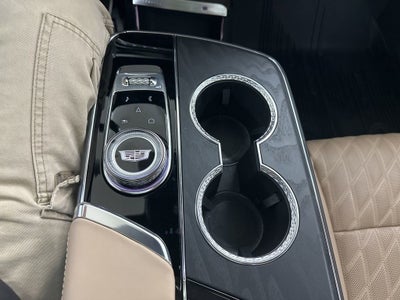 2025 Cadillac LYRIQ Luxury 3