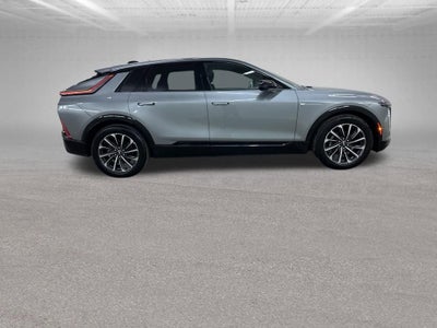 2025 Cadillac LYRIQ Sport 2