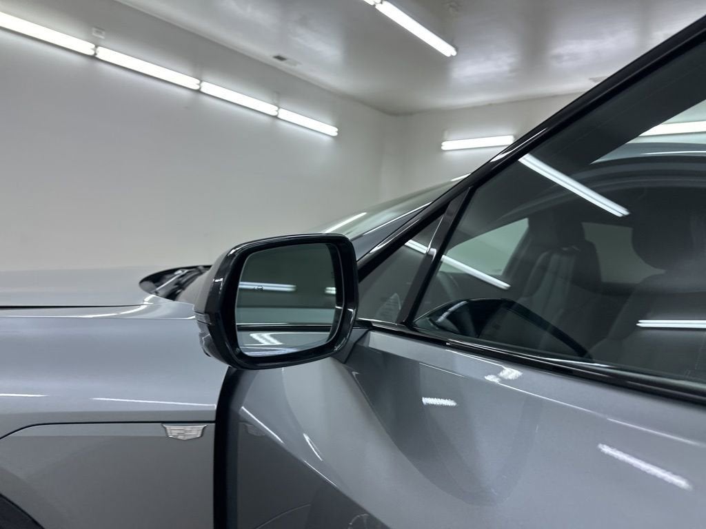 2025 Cadillac LYRIQ Sport 2