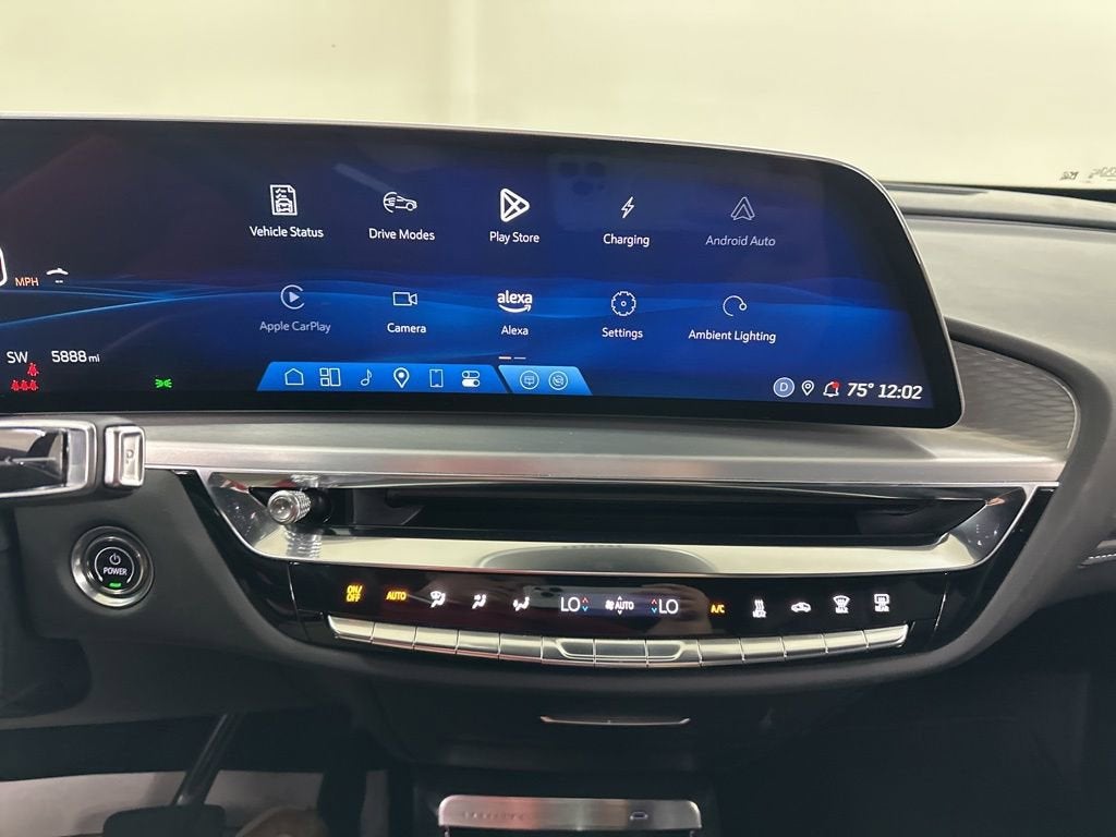 2025 Cadillac LYRIQ Sport 2