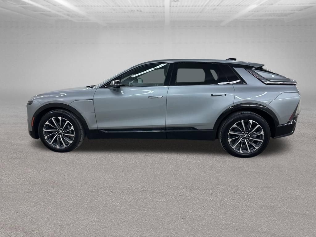 2025 Cadillac LYRIQ Sport 2