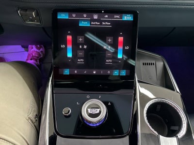 2025 Cadillac ESCALADE IQ Luxury 2