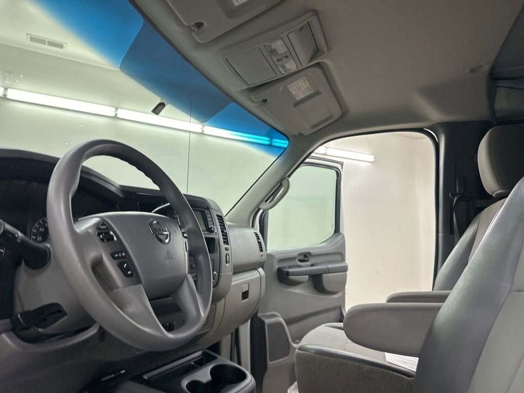 2015 Nissan NV SV