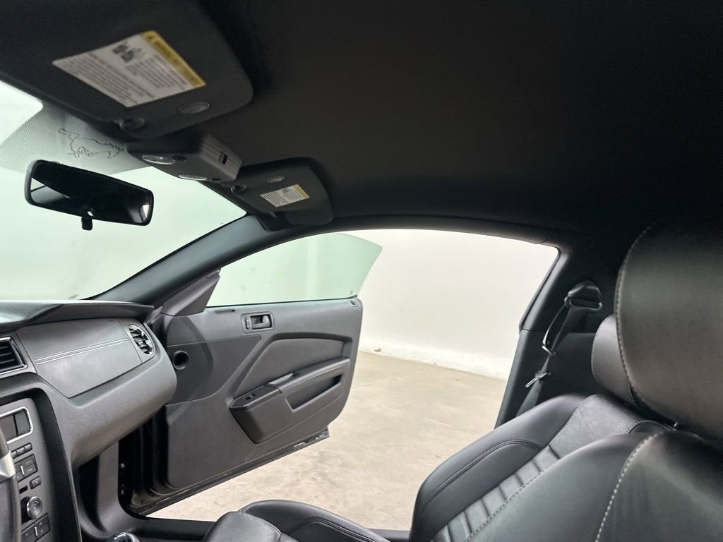 2014 Ford Mustang V6