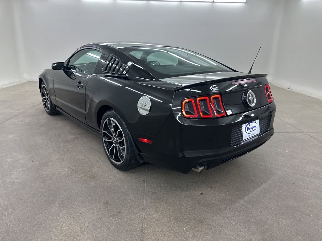 2014 Ford Mustang V6