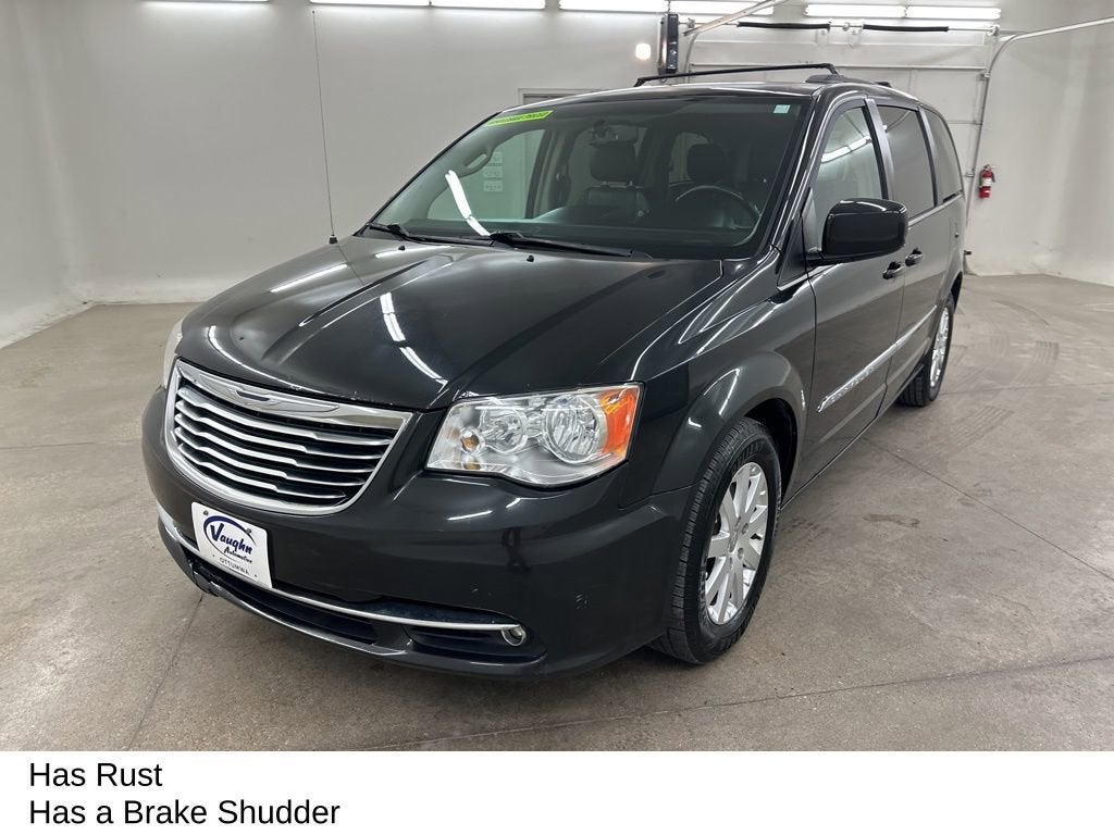 2016 Chrysler Town & Country Touring