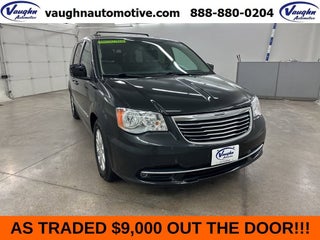 2016 Chrysler Town &amp; Country Touring