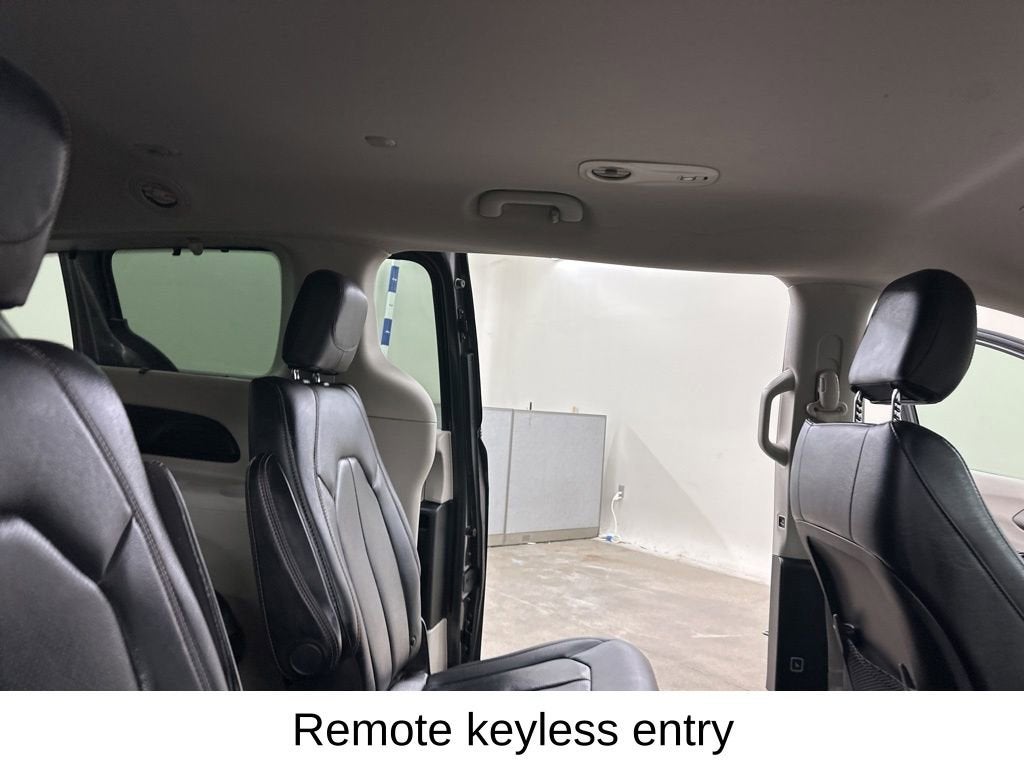 2020 Chrysler Pacifica Touring L