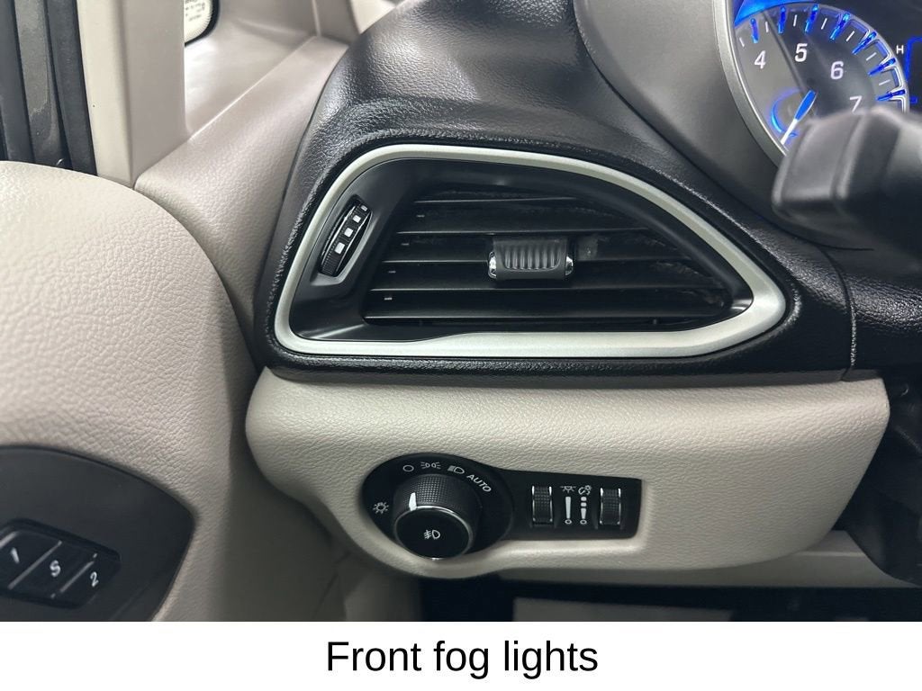 2020 Chrysler Pacifica Touring L