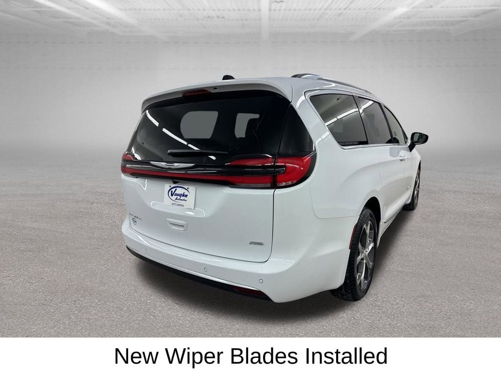 2026 Chrysler Pacifica Pinnacle