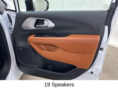 2026 Chrysler Pacifica Pinnacle