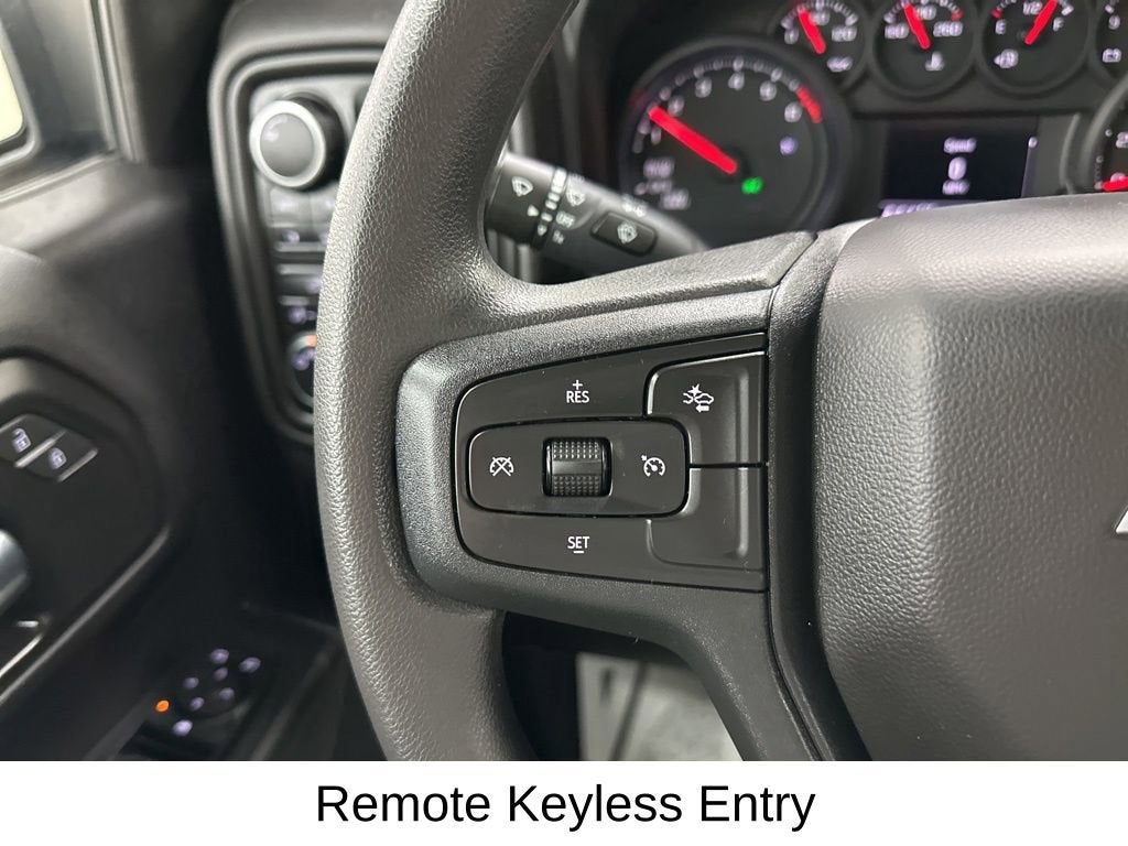 2025 Chevrolet Silverado 1500 Custom